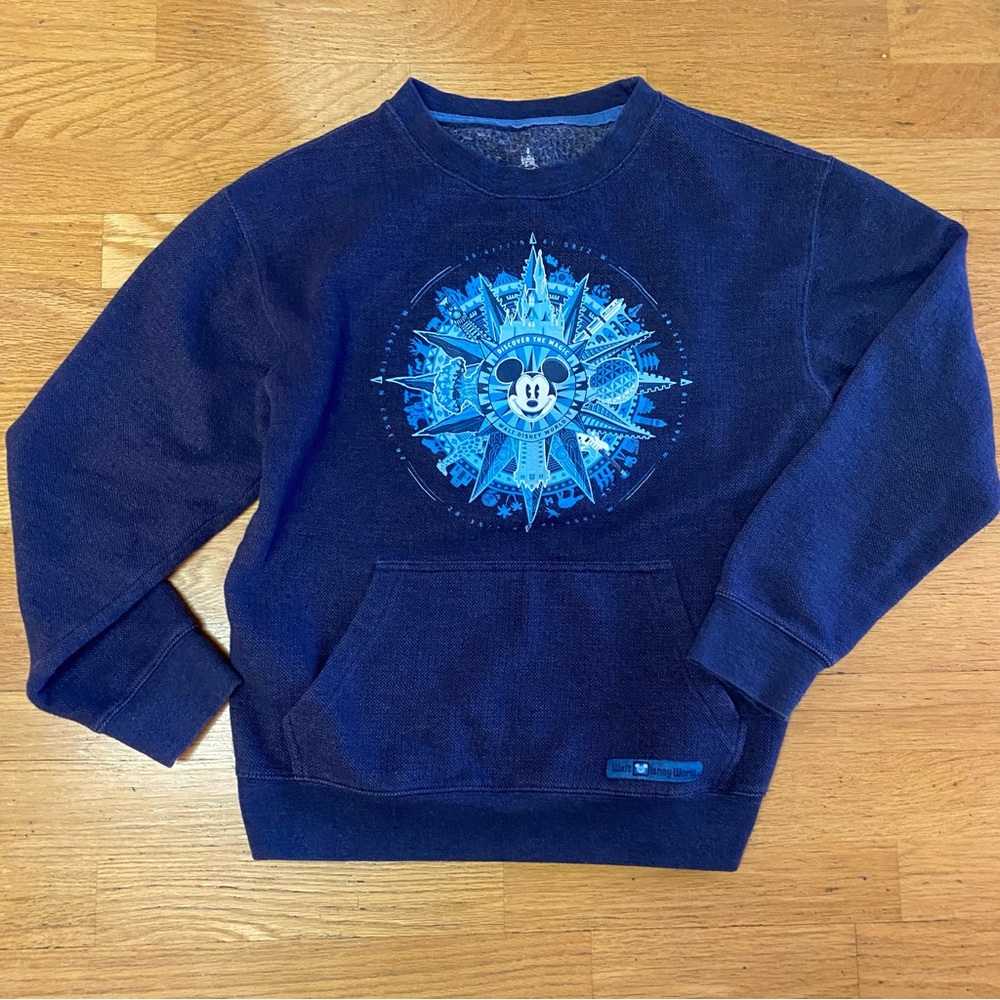 Disney World Mickey Compass Preppy Epcot Vacation Crew Neck Pocket Sweatshir… - Picture 1 of 5